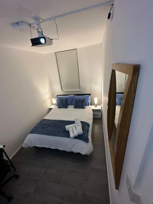 Small Cozy Private Bedroom Zone1 London Luaran gambar